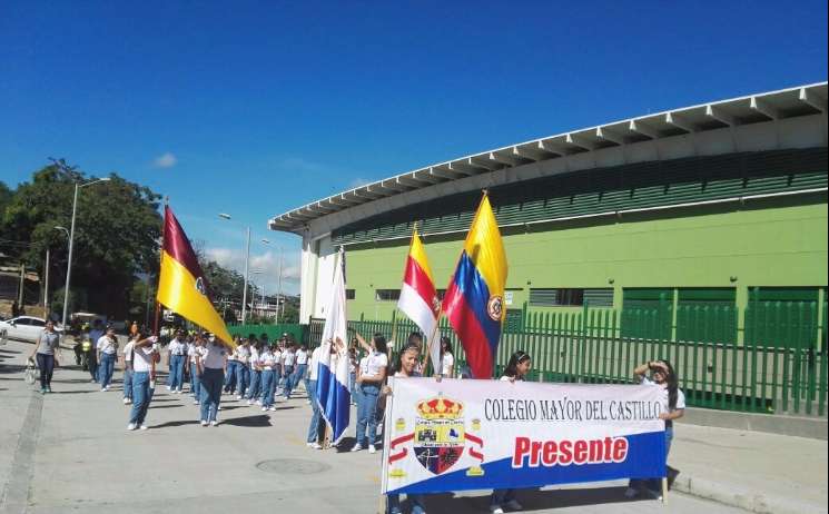 COLEGIO MAYOR DEL CASTILLO